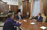 The Economist: Танці в пітьмі