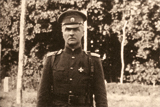 Пориваючи з подвійною лояльністю