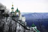 Червоне ігристе у Святогір’ї