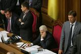 Злити все? Опозиція демонструє пасивність у протидії небезпечним ініціативам влади