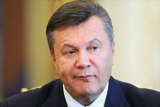 Янукович розтягнувся у зовнішньополітичному шпагаті