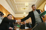 Розколоти й маргіналізувати