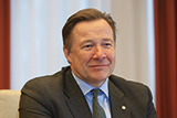 Ґарі Бейкер: «Фундаментальні реформи, які проводяться в Україні, зростання довіри до неї залишаються визначальними незалежно від того, яким буде глобальне макроекономічне середовище»