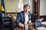 Олександр Данилюк: «Економіка не зможе розвиватися, доки ми не змінимо роль силових структур»