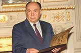 Перебудова: у лапках чи без?