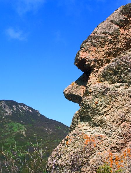 Вітри сформували у скелях профіль Максиміана Волошина